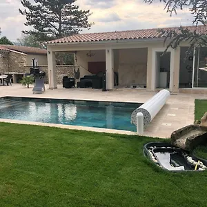 Au Milieu Des Piboules De Provence. LʼIsle-sur-la-Sorgue